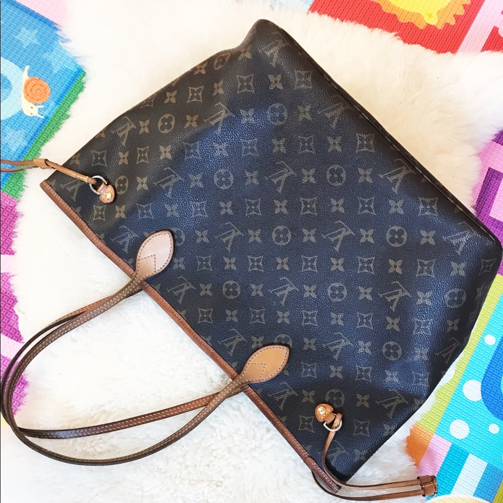 Lv never full size MM